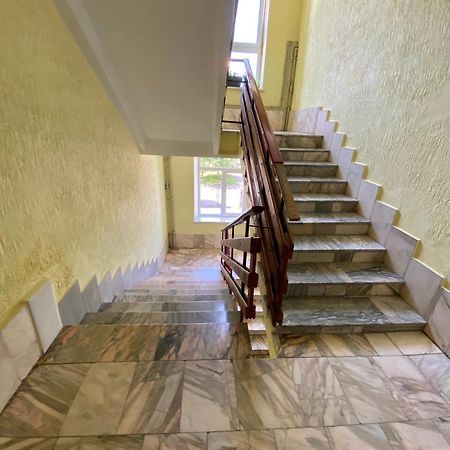 Удеч Hotel Zhidachov Bagian luar foto